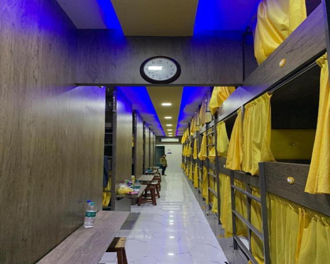 Neenava Dormitory Bombay Exterior foto